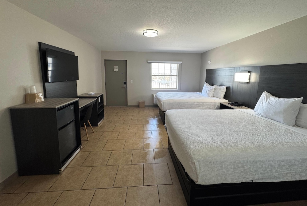 Travelodge by Wyndham Venice 9/46