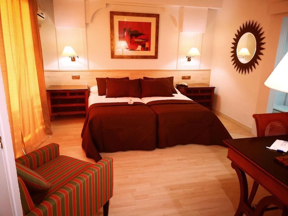 Hotel Polamar 25/50