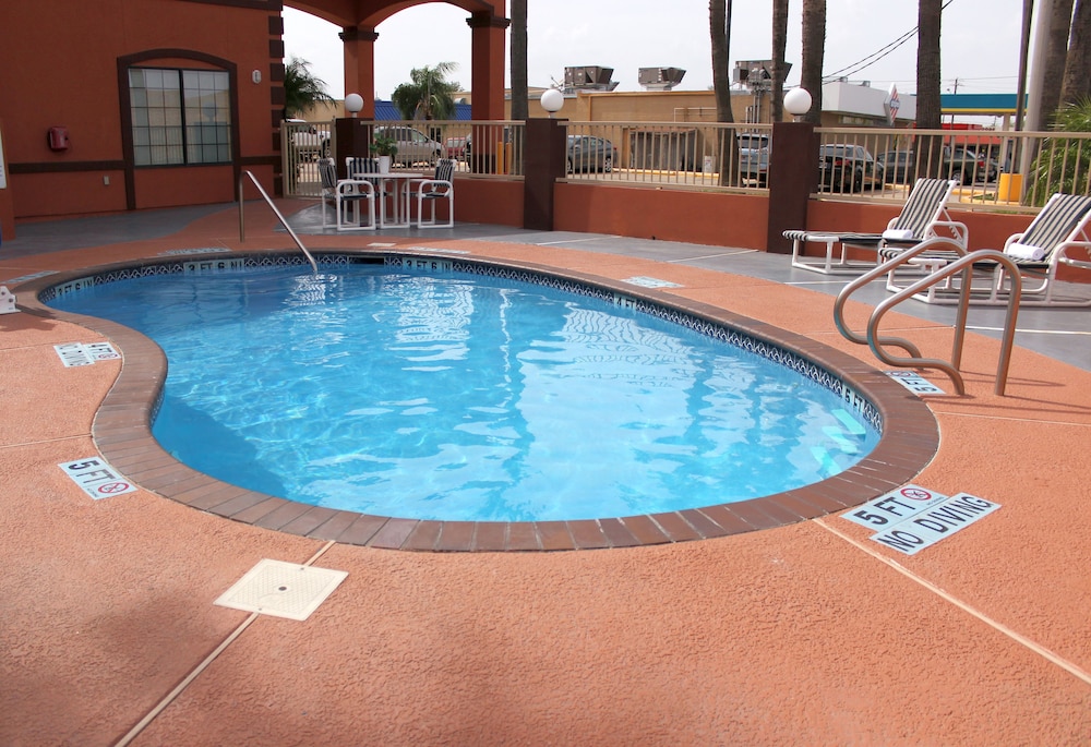 Texas Inn and Suites McAllen 7/47