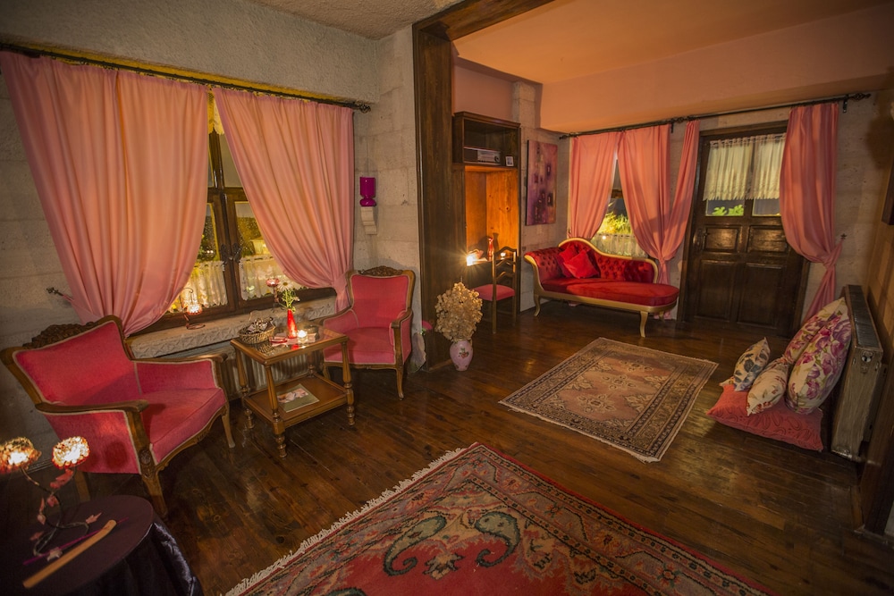 KARLIK EVI BOUTIQUE HOTEL 38/77