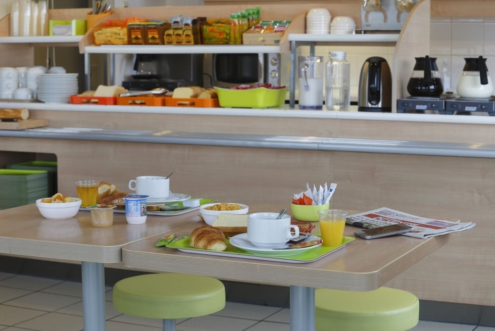 Ibis Budget Cosne Sur Loire 33/51