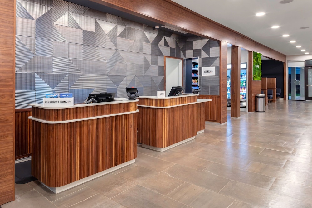 Courtyard by Marriott Memphis East/Galleria 3/26