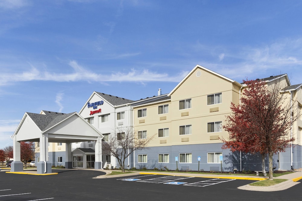 Fairfield Inn Suites Mankato 1/32