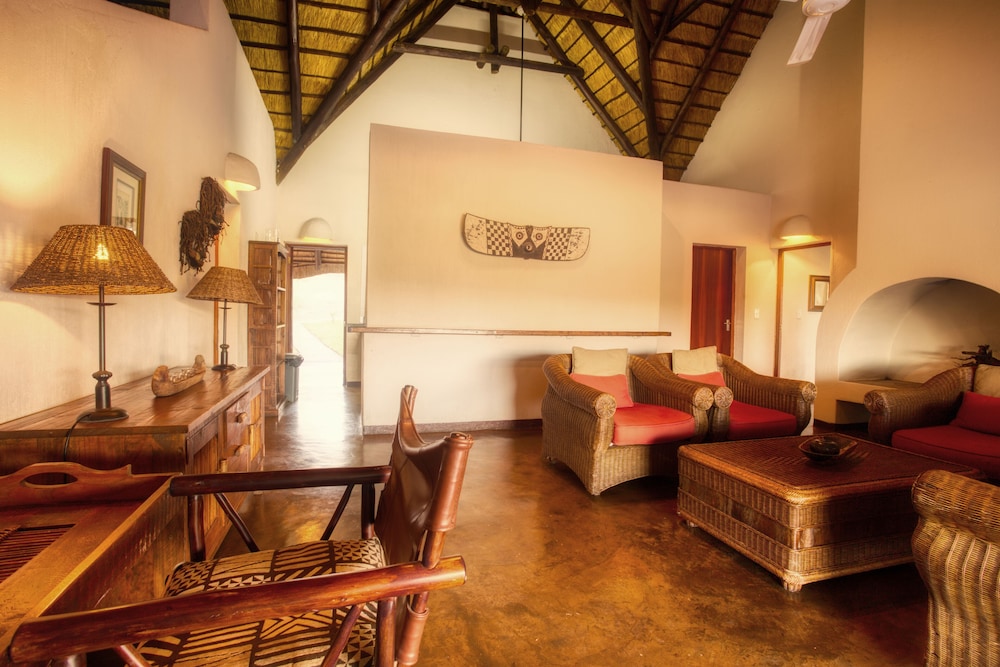 Nyati Safari Lodge 32/50