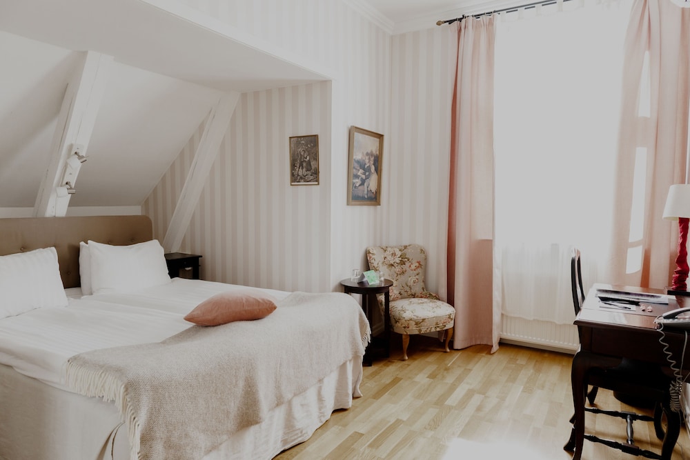 Blommenhof Hotel 7/42
