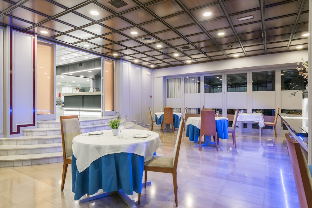 restaurant-cafeteria