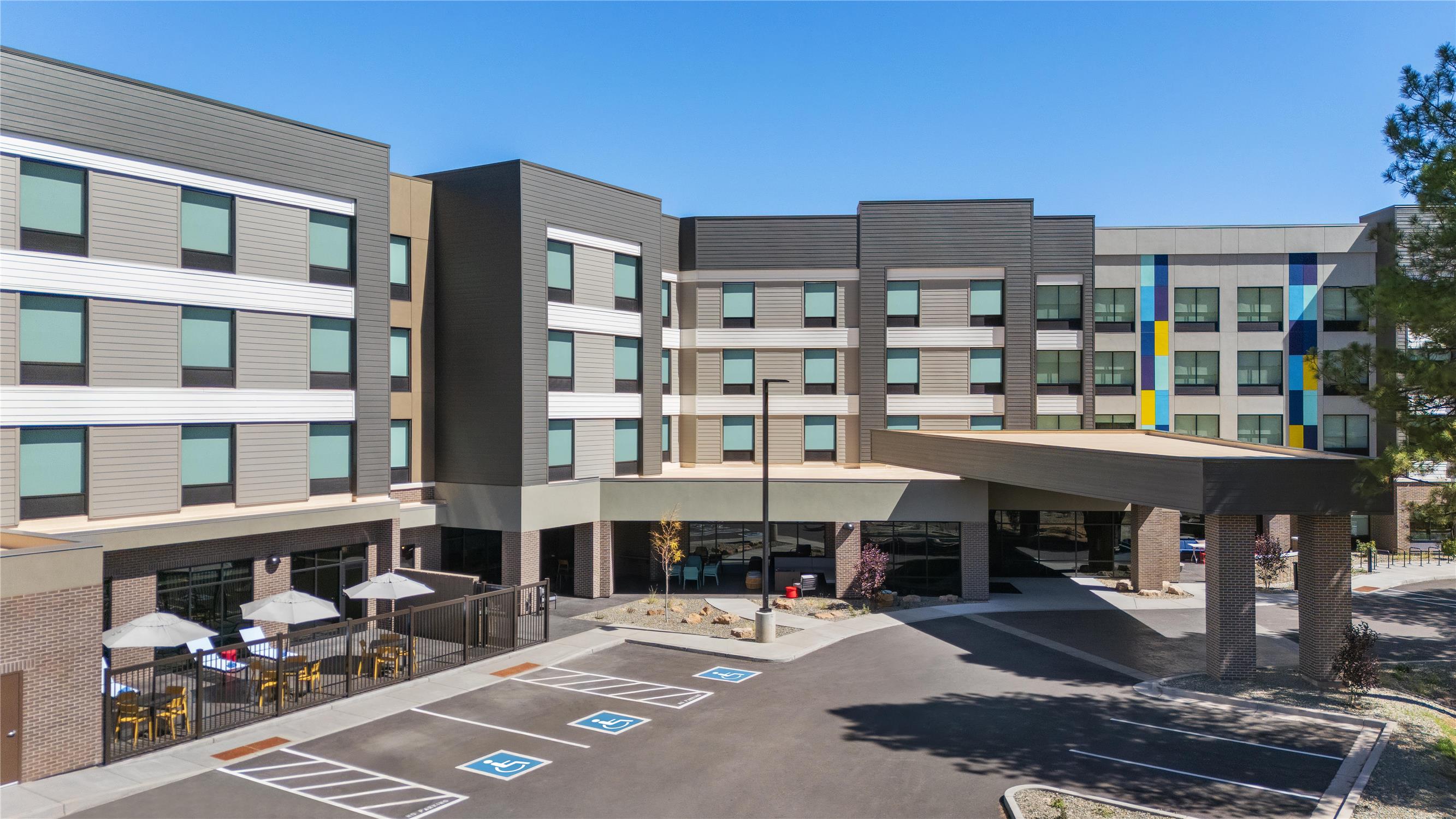 Tru by Hilton Flagstaff 40/47