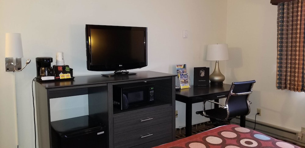 Super 8 by Wyndham Ashland 24/31