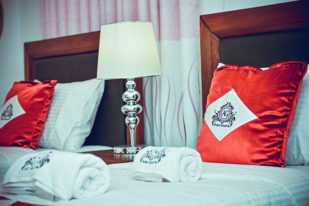 Asian Grand Hotel photo3