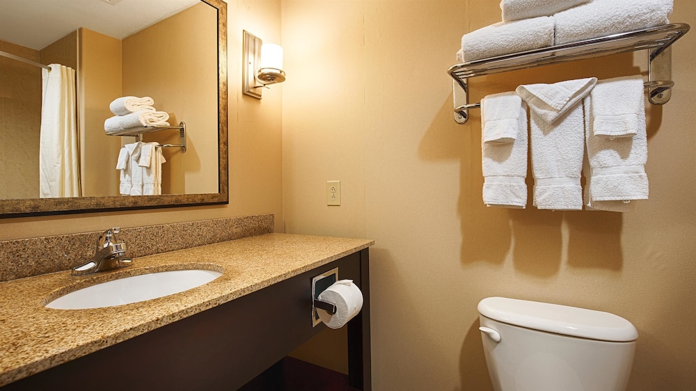 Best Western Plus Goodman Inn & Suites 10/31