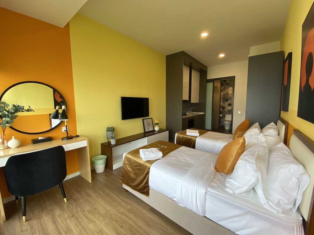 Ceylonz Suites by MyKey Global 35/56