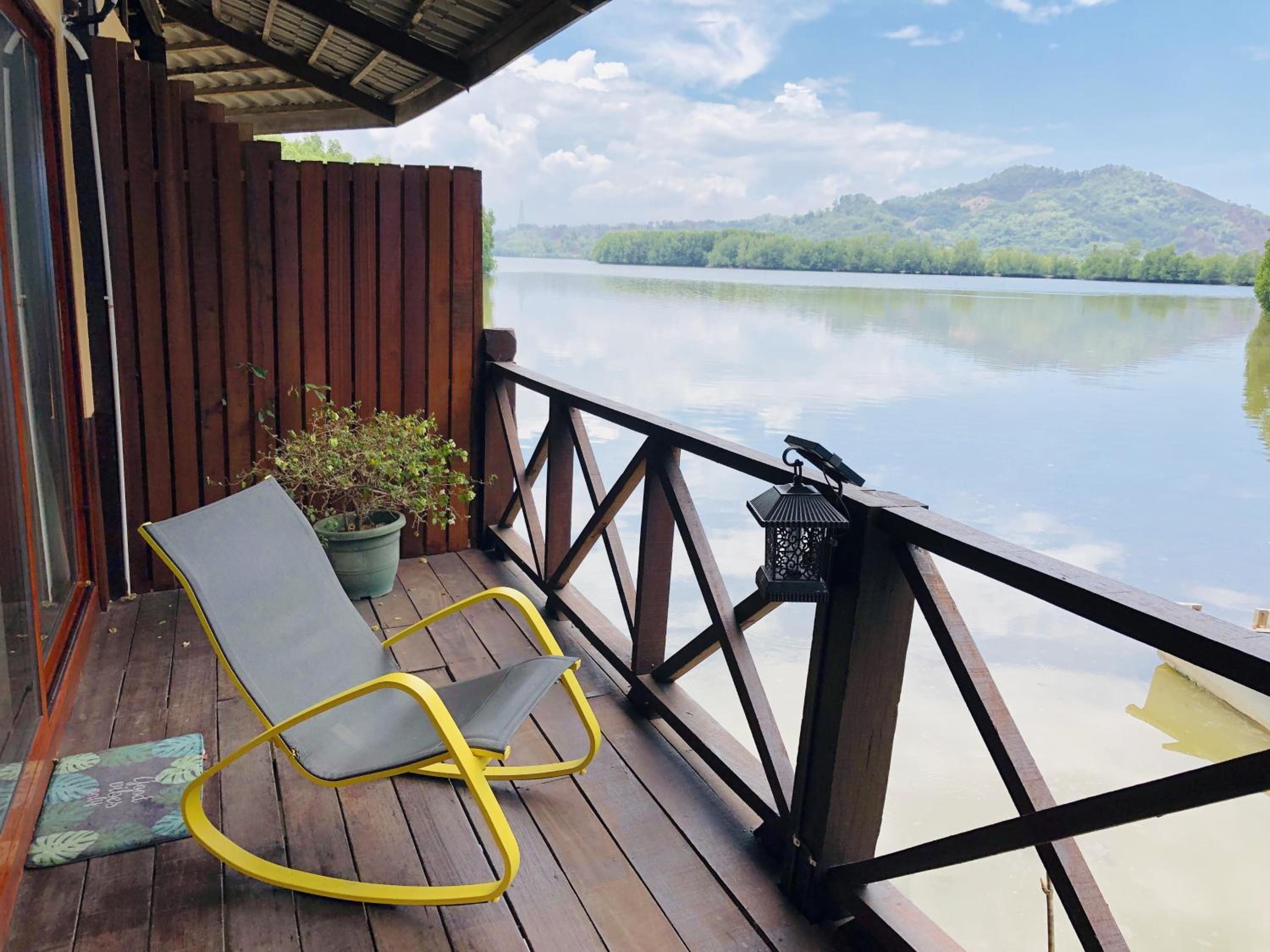 Gayang Friendly Water House Homestay 2/42