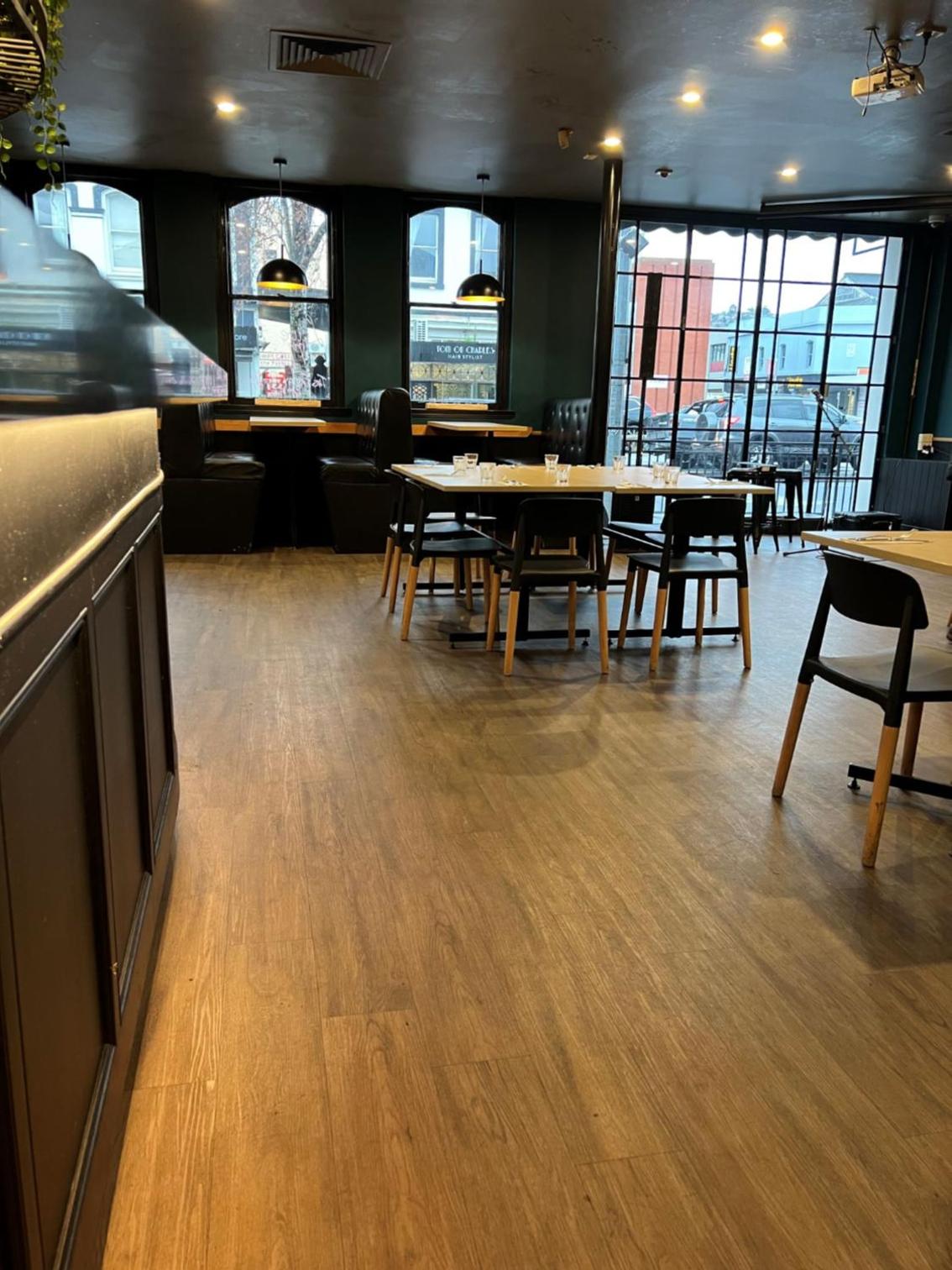 Star Bar Cafe and Hotel 14/24