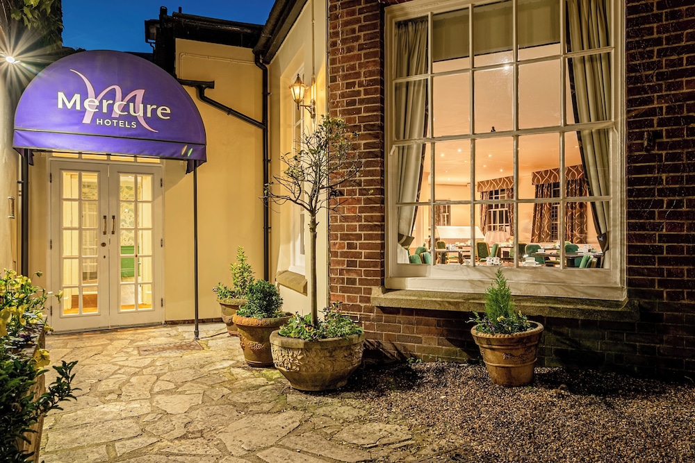 Mercure Salisbury White Hart Hotel 4/71