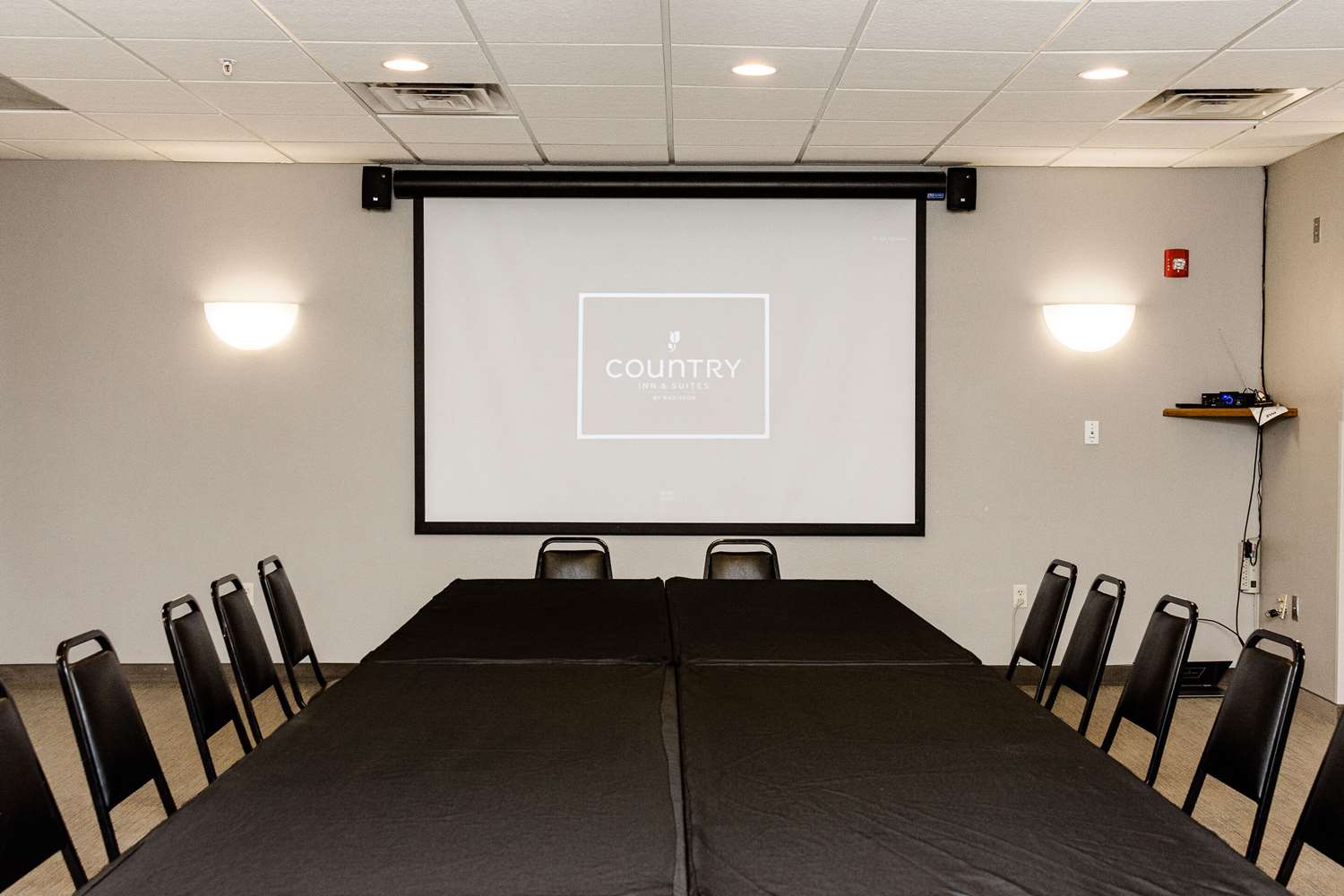 Country Inn and Suites By Radisson Winchester Va 24/27
