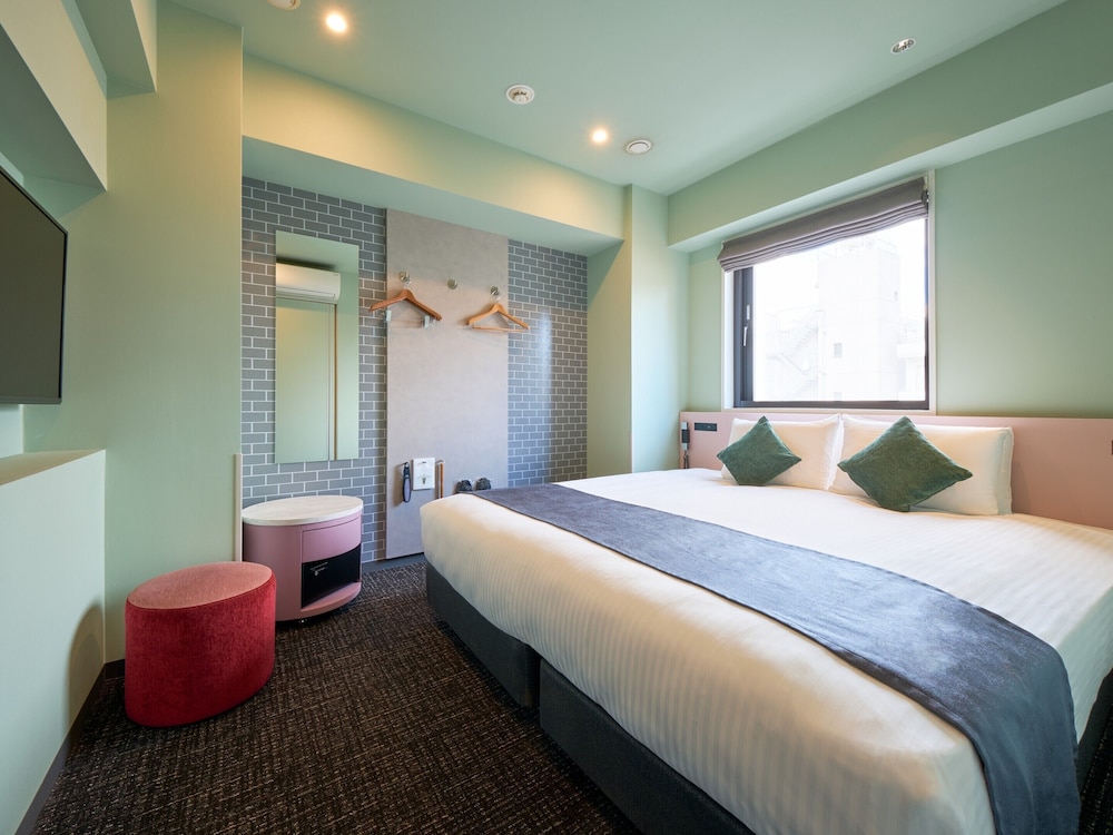 HOLLYWOOD, STYLE, TWIN BEDS, KING BED