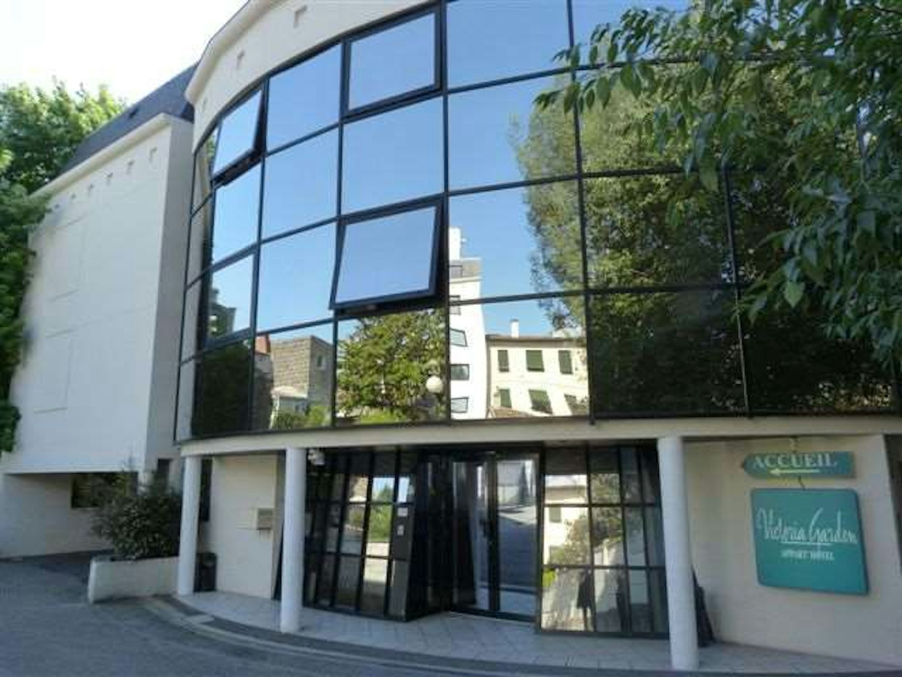 Aparthotel Victoria Garden Bordeaux Center in BORDEAUX