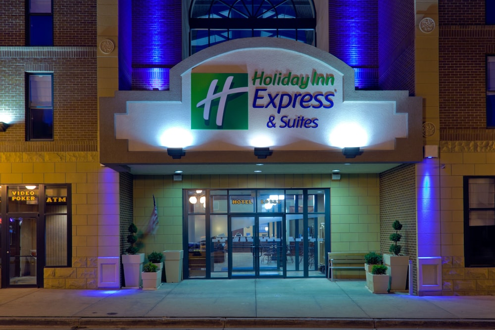 Holiday Inn Express And Suites Deadwood Gold Dust Casino 1/78