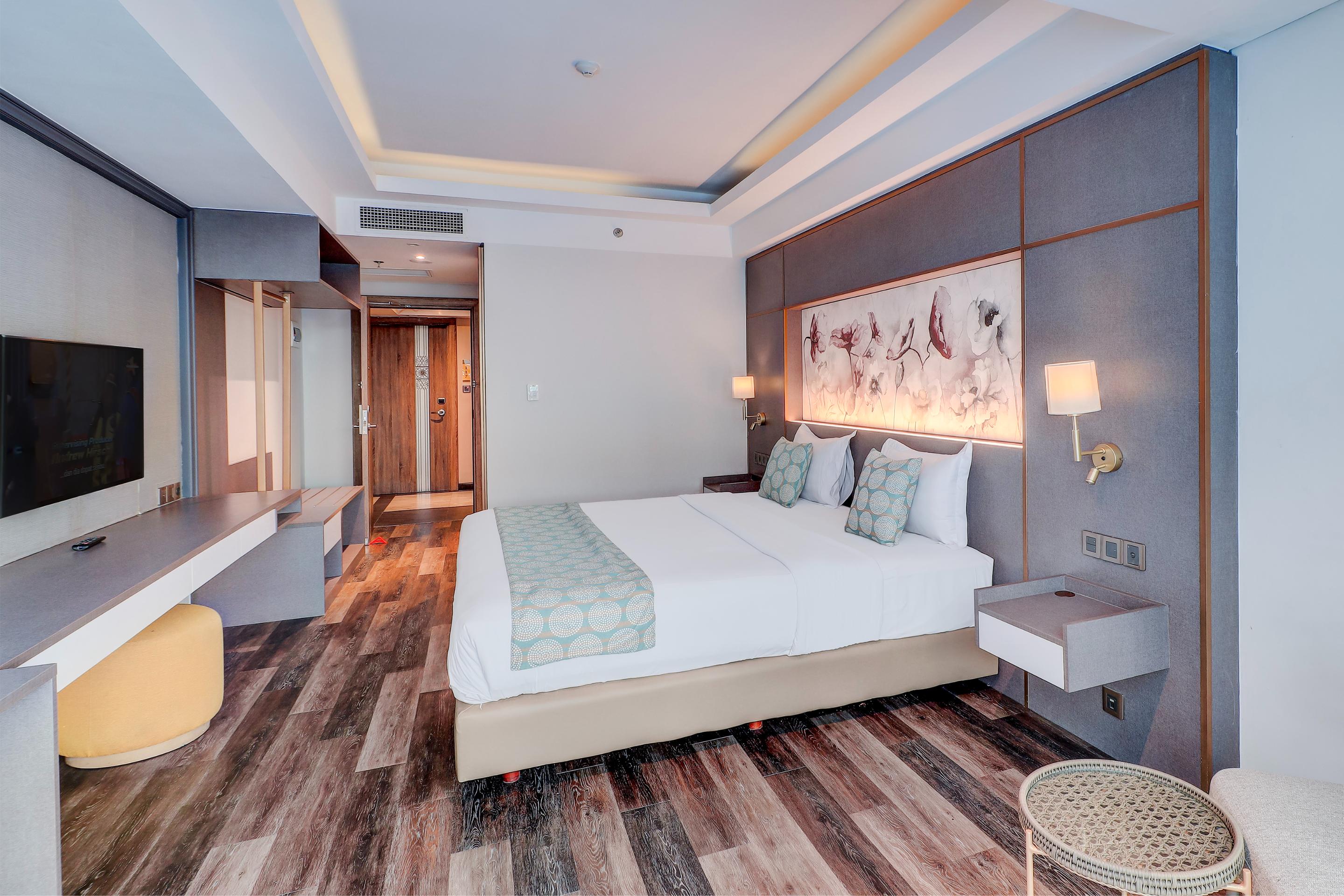 Suite, Double Bed, Pool Access