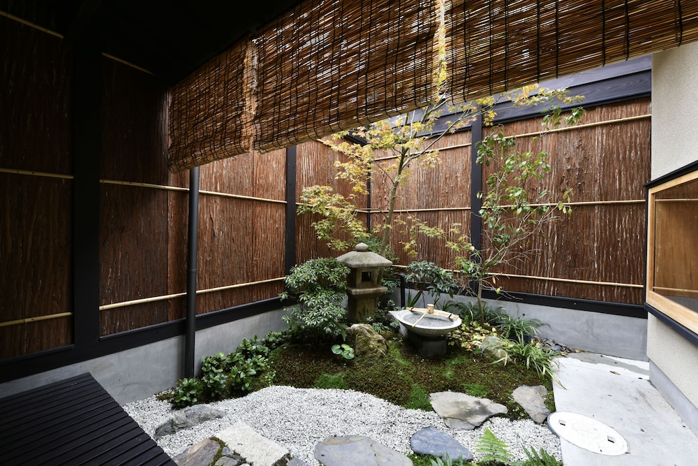 Kuraya Kamigojo-Cho 41/57