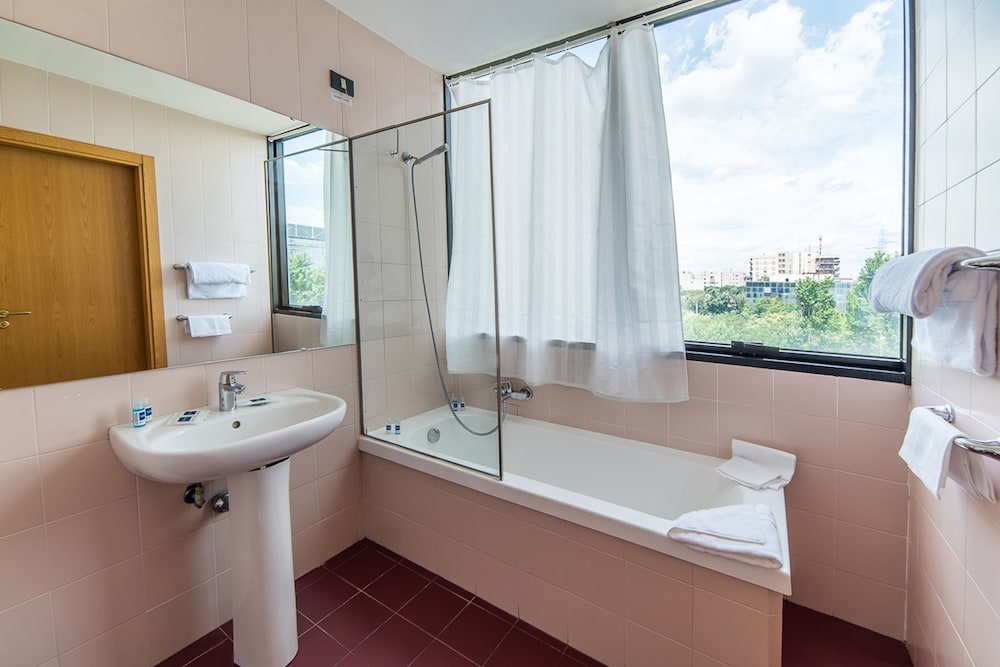 Sotel Nomentana Roma 24/24