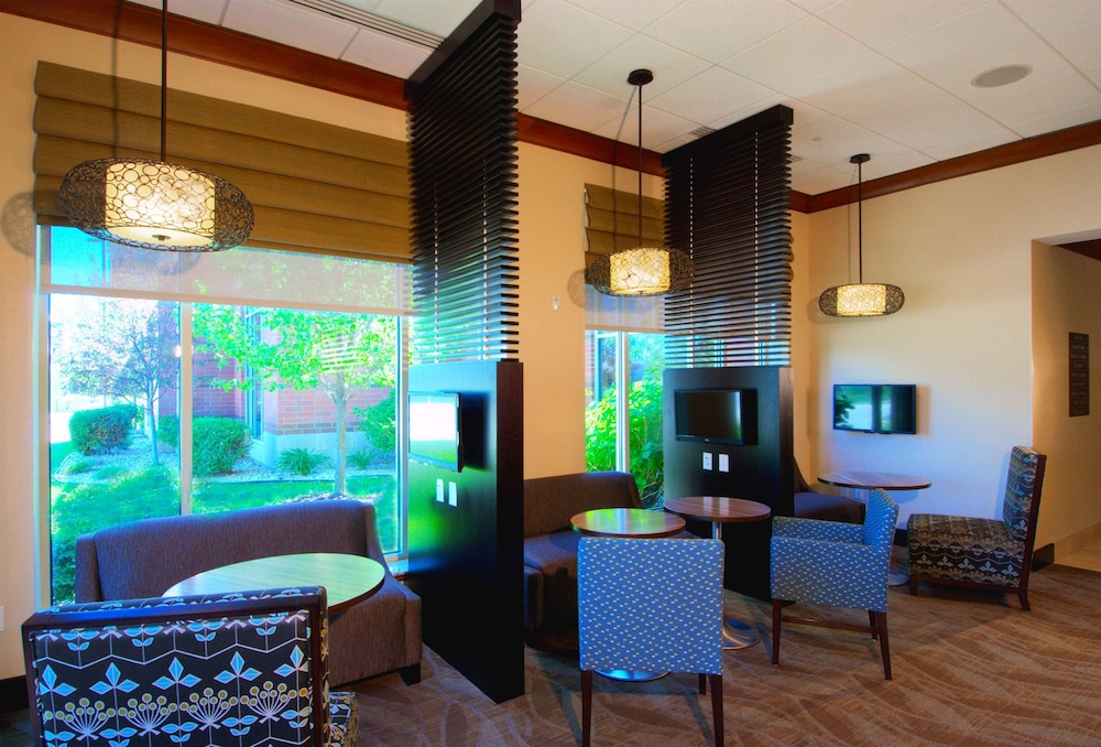 Hilton Garden Inn Rockford 11/64