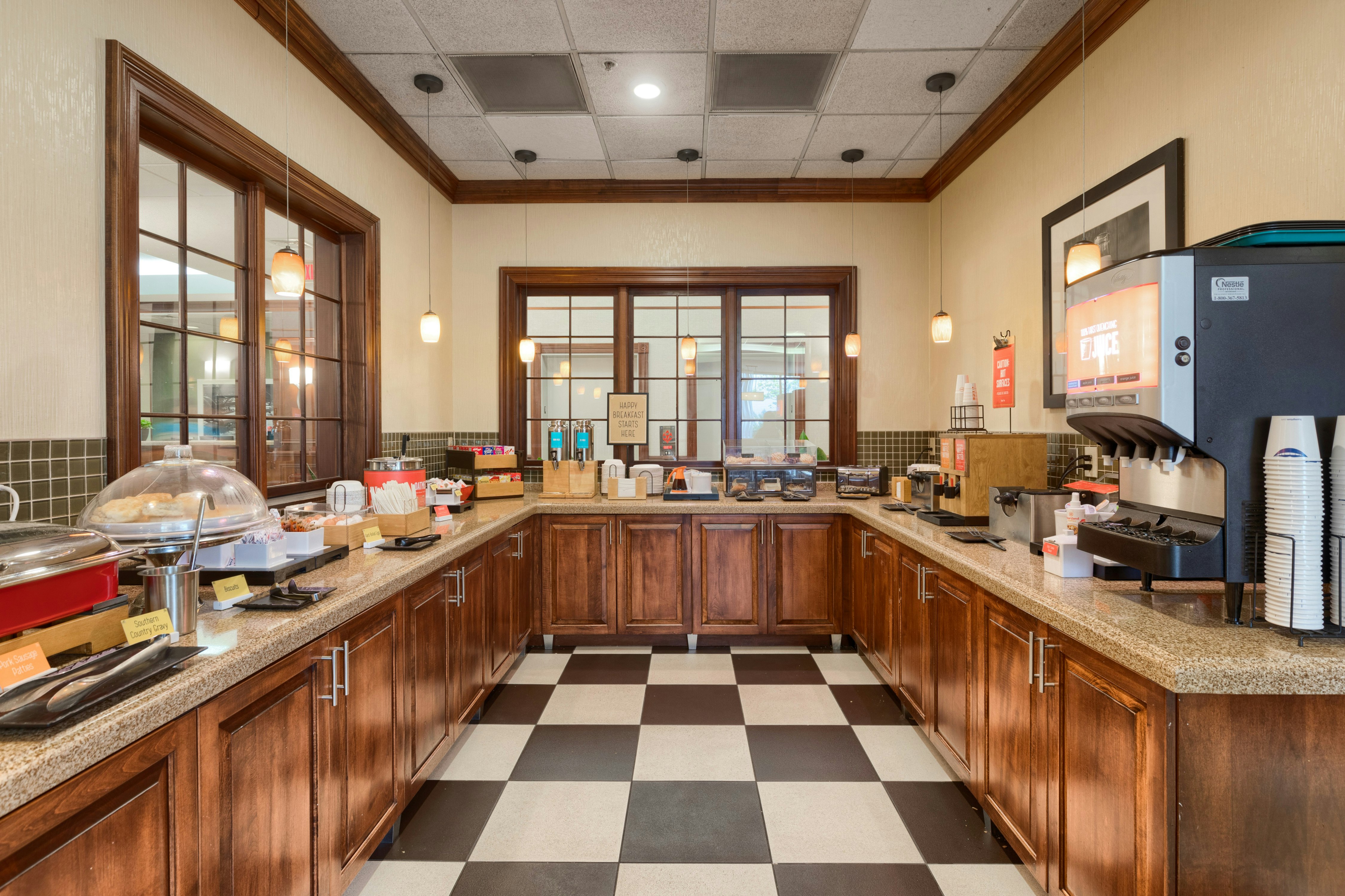 Hampton Inn Louisville-Northeast photo5