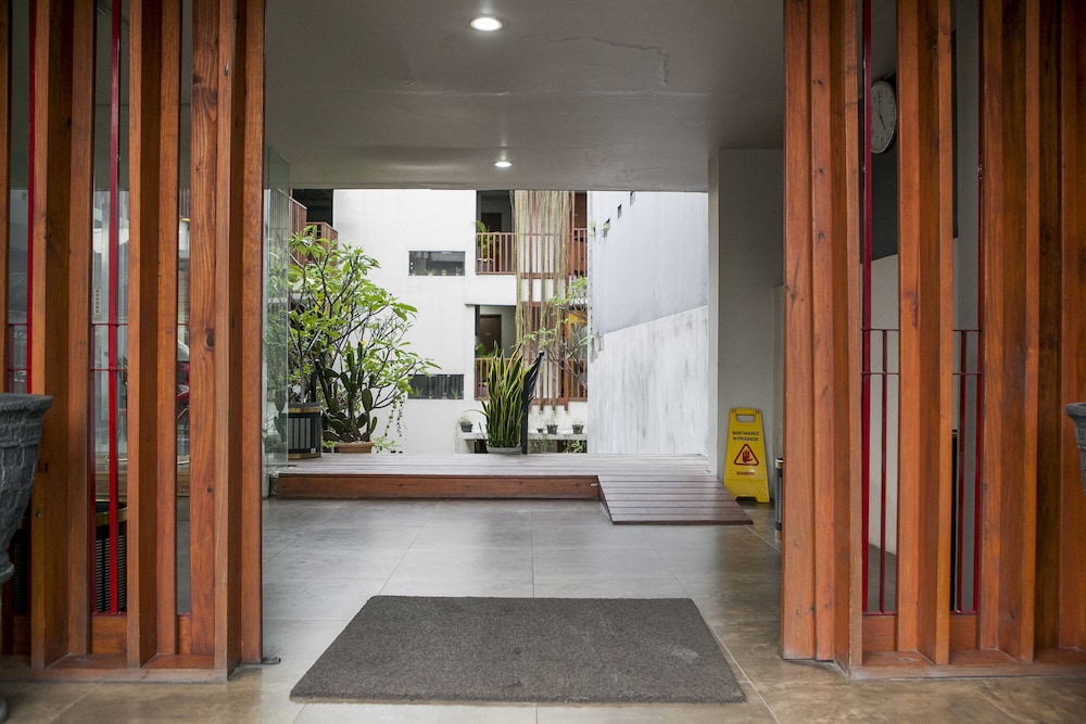Reddoorz Plus Near Asia Afrika 3 13/54