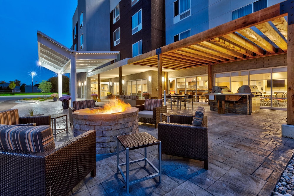 TownePlace Suites by Marriott Grand Rapids Airport Southeast 35/48