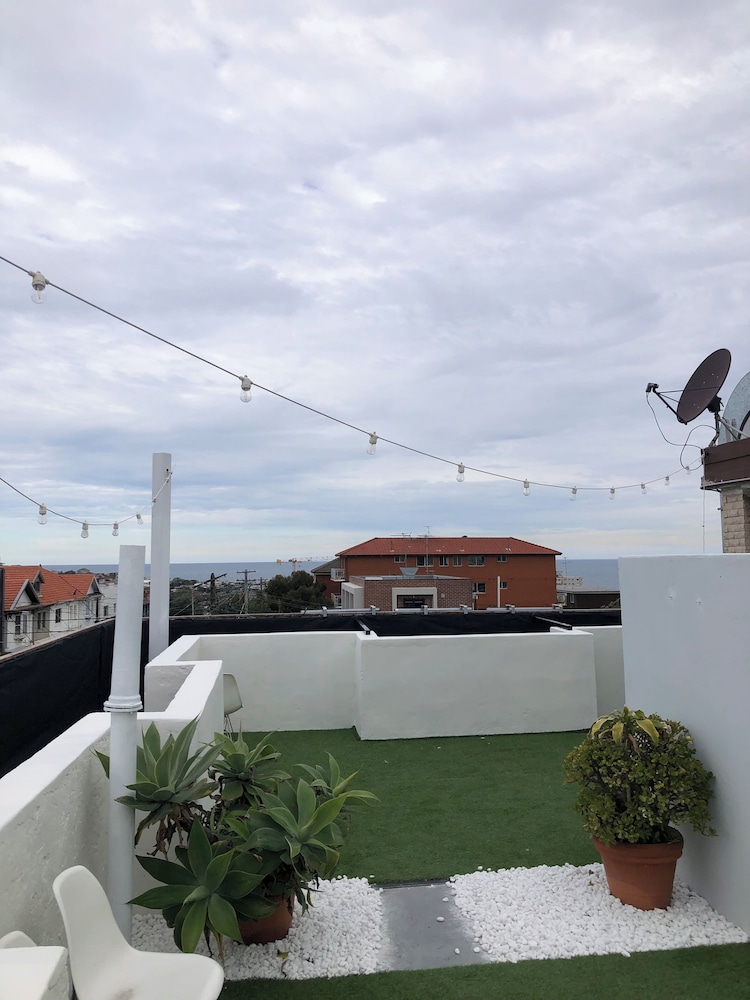 Little Coogee Hotel 5/65