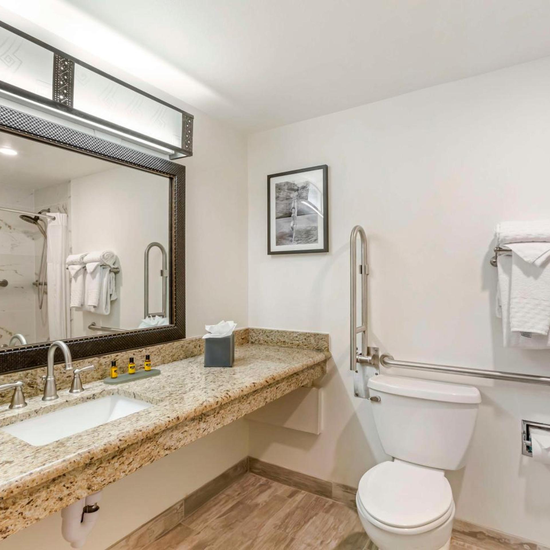 غرفة بسريرين كوين لذوي الإعاقة، Best Western Plus Rio Grande Inn 3/3