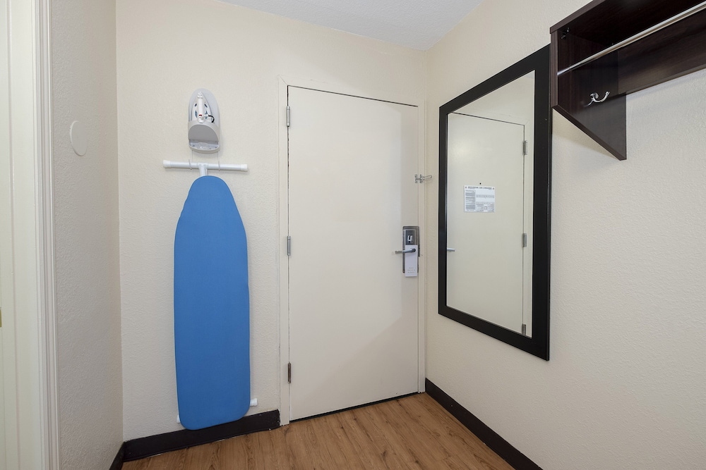 Red Roof Inn Roanoke Rapids 15/31