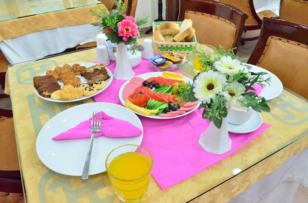 Sirkeci Emek Hotel 56/64