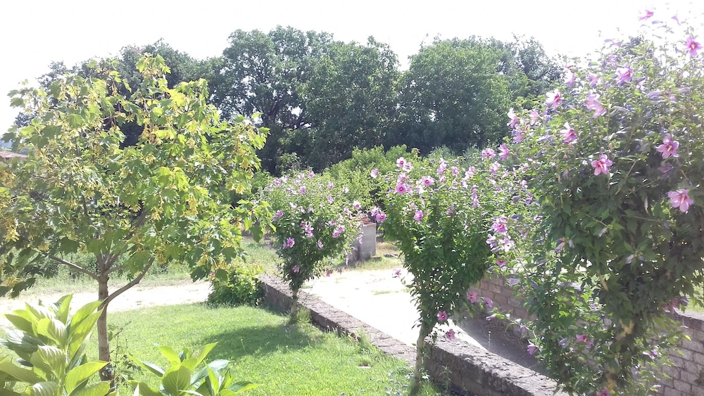 Agriturismo Le Quattro Stagioni 40/49