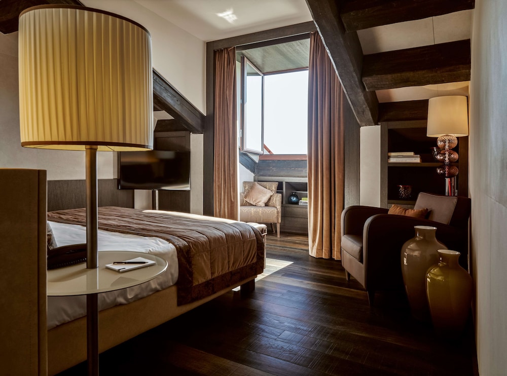 Hyatt Centric Murano Venice 18/70
