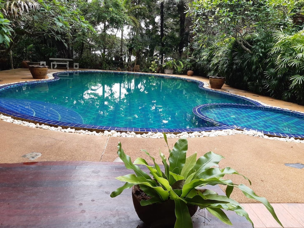 Jungle Bay Resort 39/42