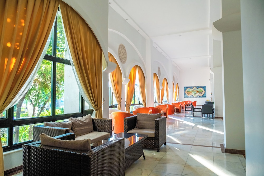 Sural Hotel 36/63