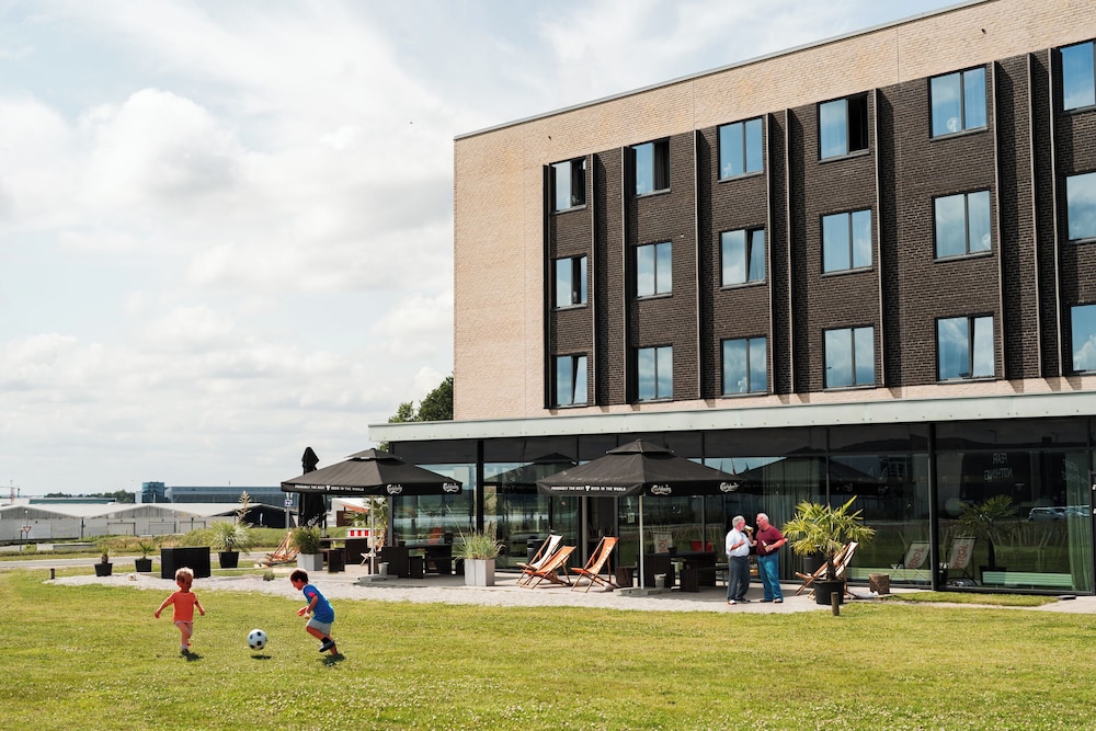 Airport Hotel Billund 51/57