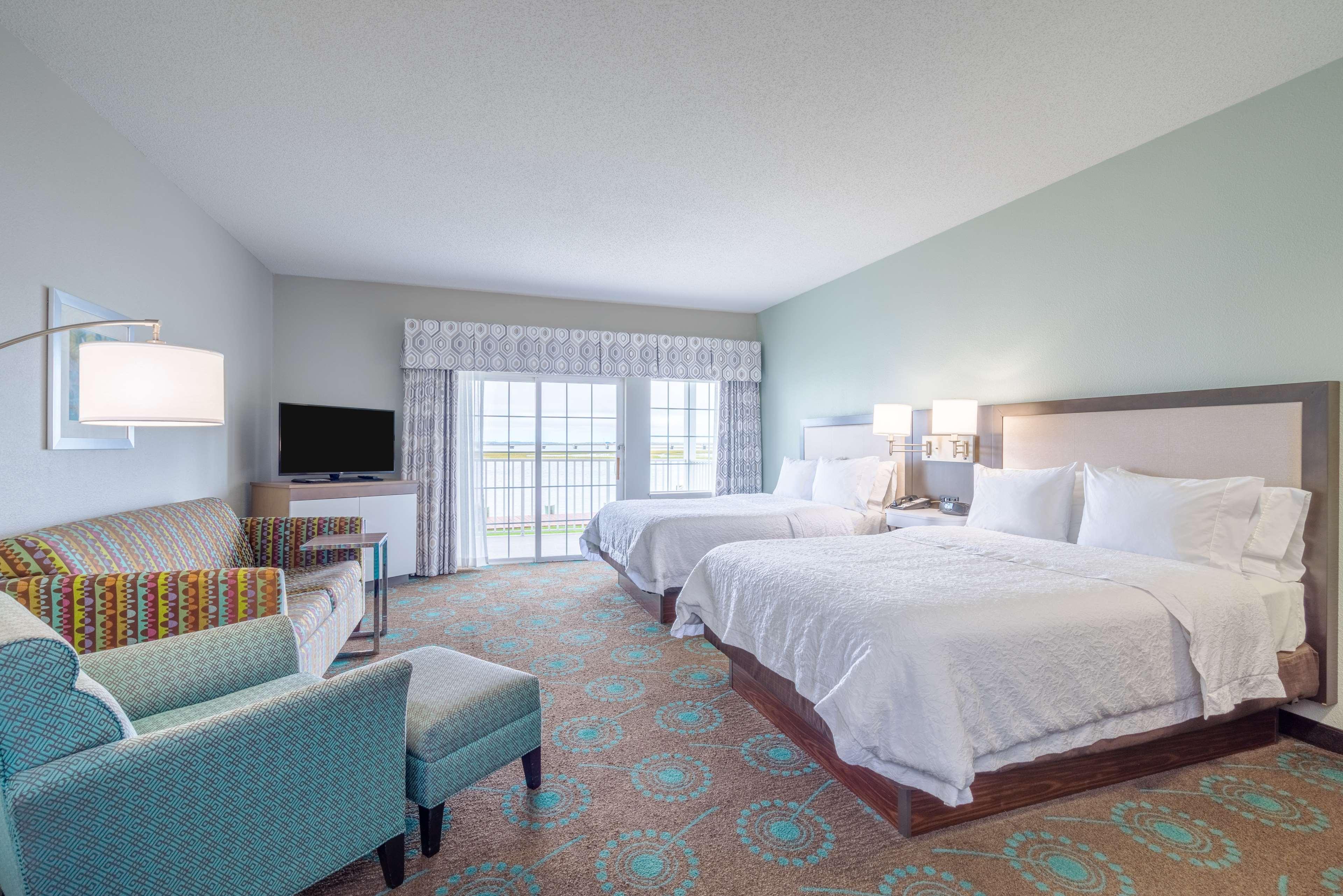 Studio, Suite, 2 Queen Beds, Water Front, Sofa