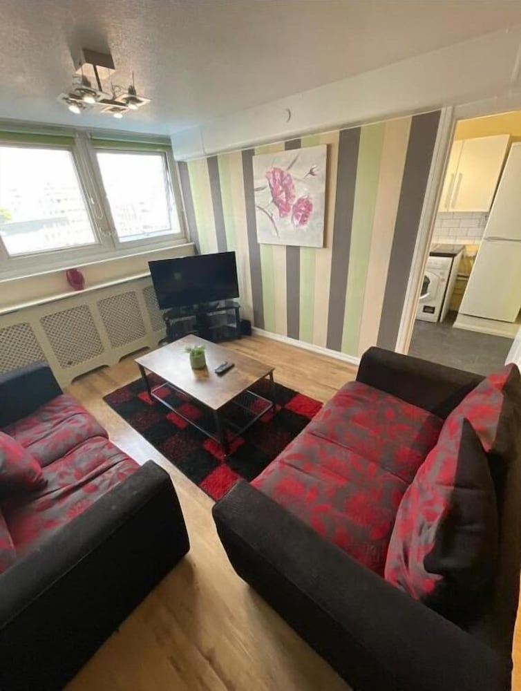 Victoria Centre Apartments &amp; Annexe 30/50