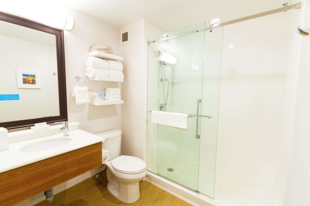 Hampton Inn By Hilton Vancouver Airport/Richmond 13/27