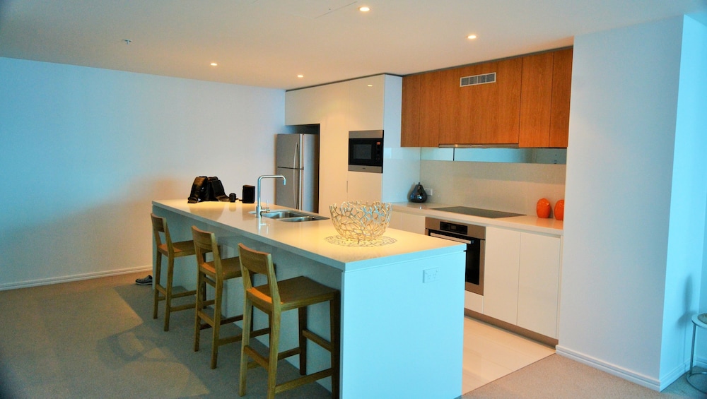 Orchid Residences - HR Surfers Paradise 59/73