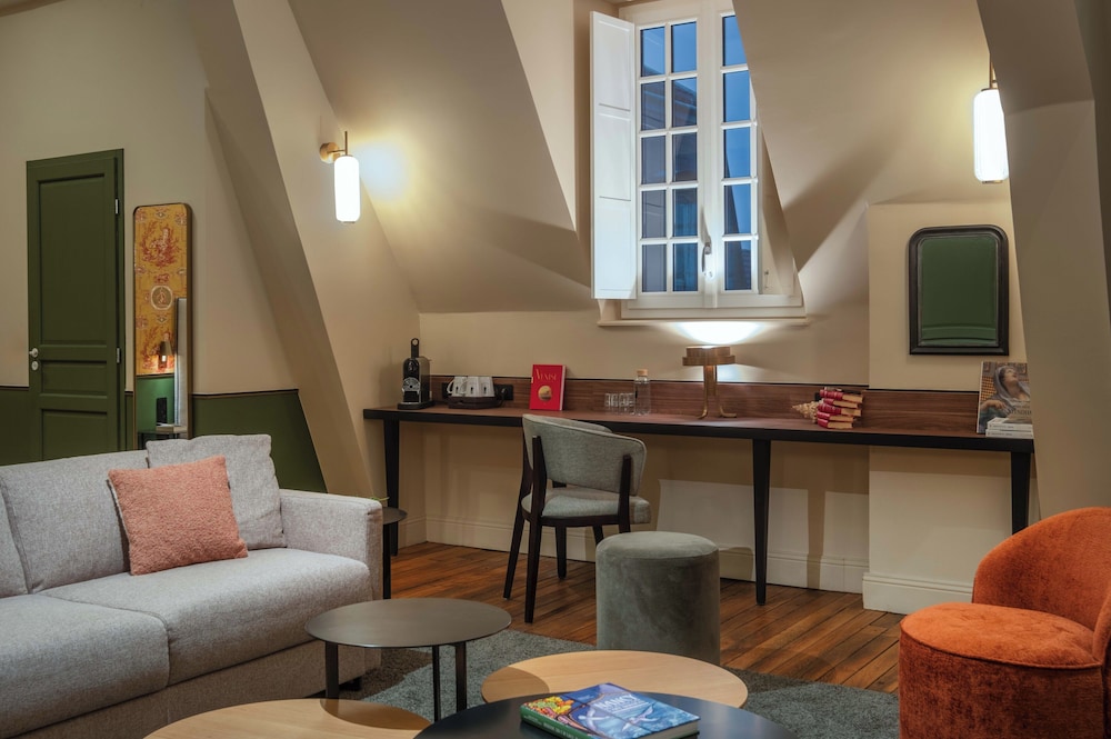 Hotel Des Prelats 32/50