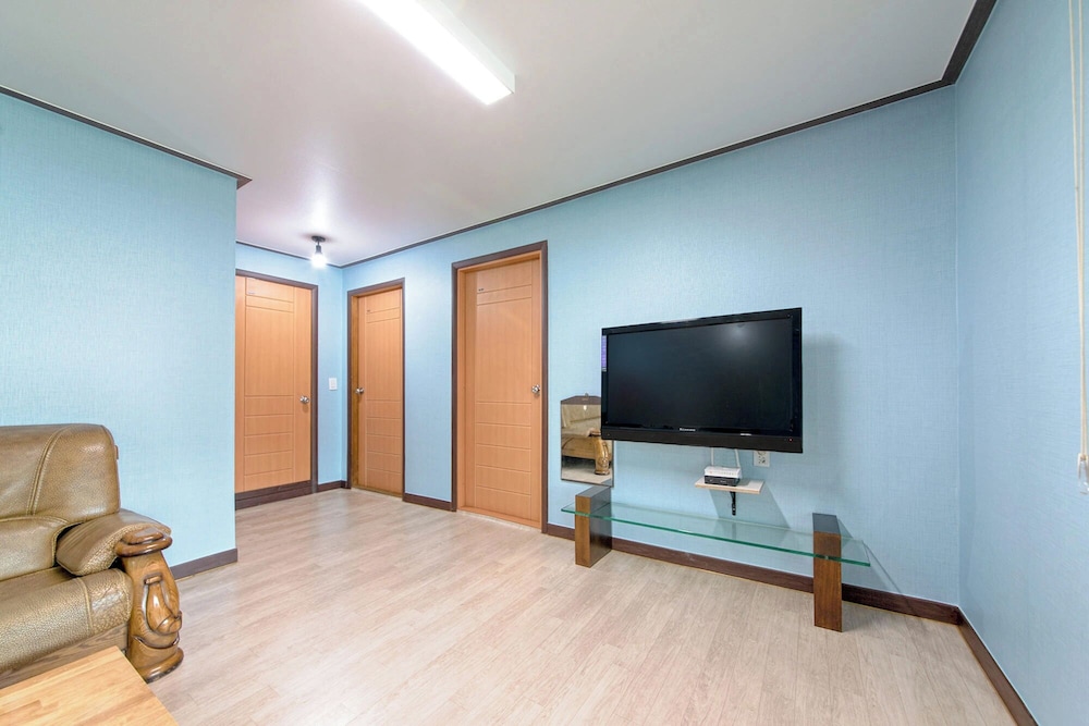 Ga Pyeong Four Season Pension 40/50
