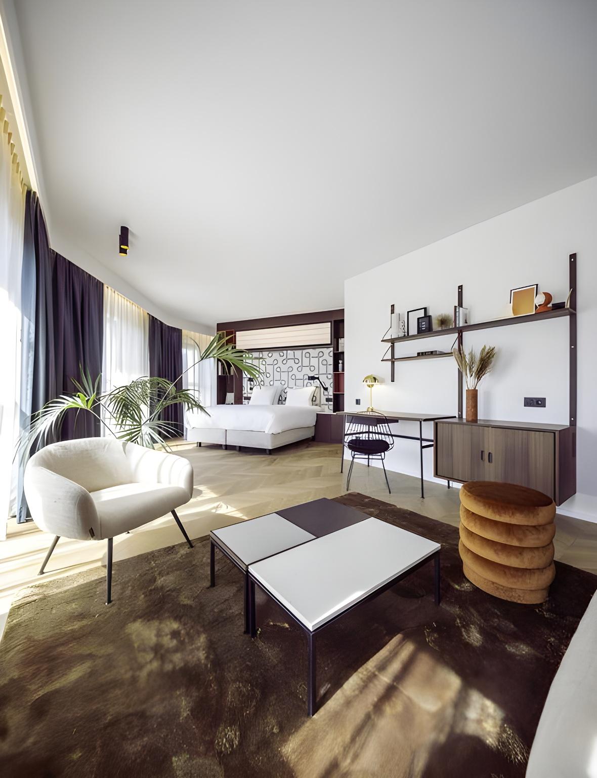 Penthouse Suite