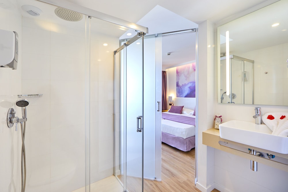 Mediterranean Bay Adults Only 46/49