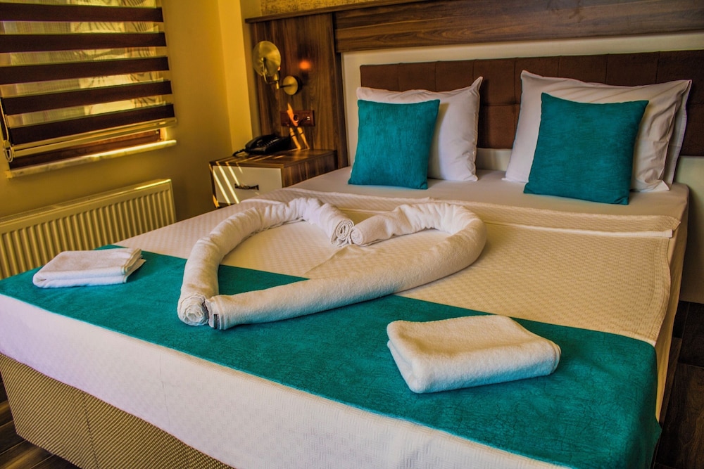 Form Termal & Spa Gure 12/50