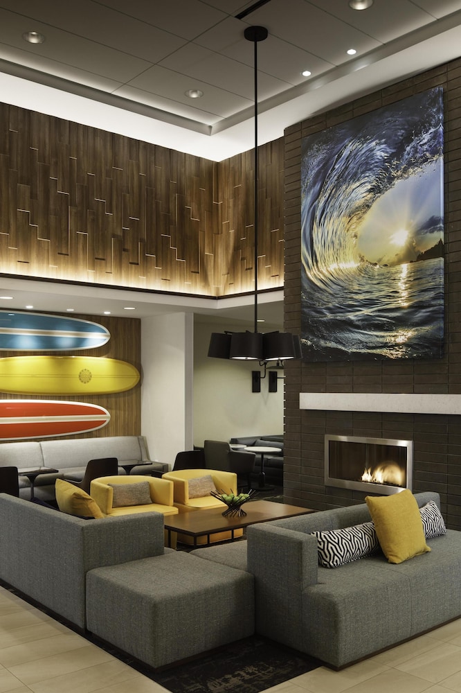Hyatt Place Santa Cruz 24/49