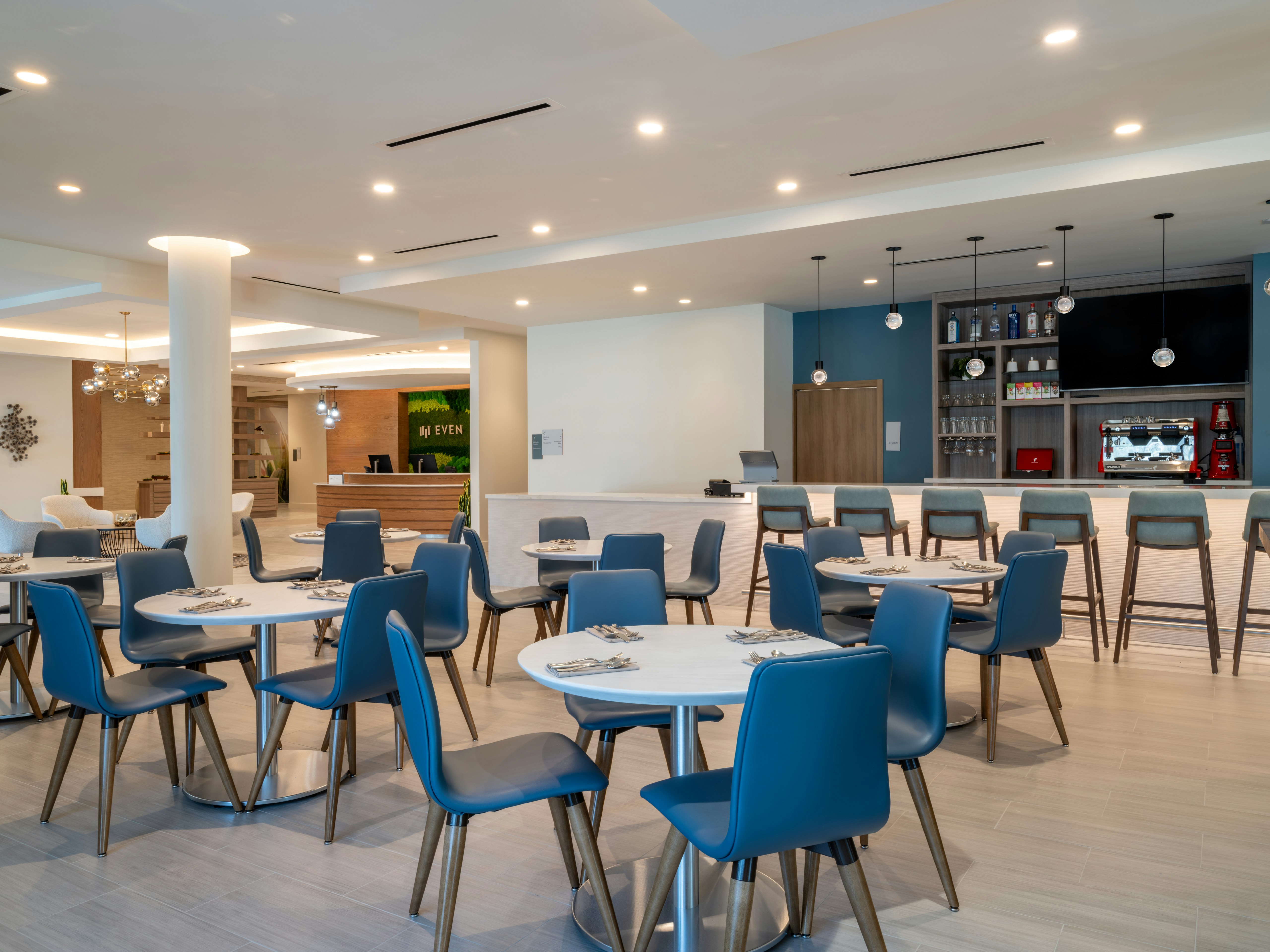 Even Hotel Miami - Doral Area by IHG 60/77