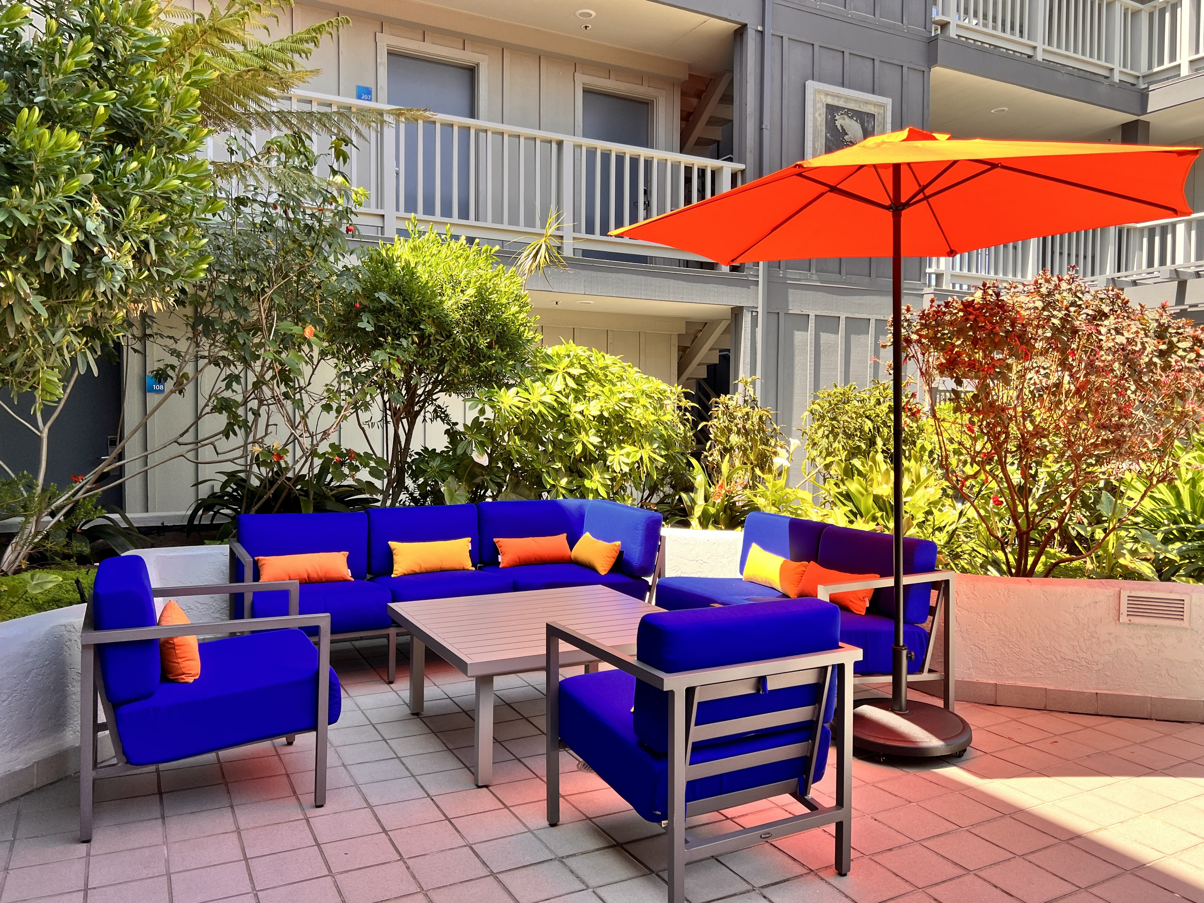 Holiday Inn Express Monterey Cannery Row 47/66